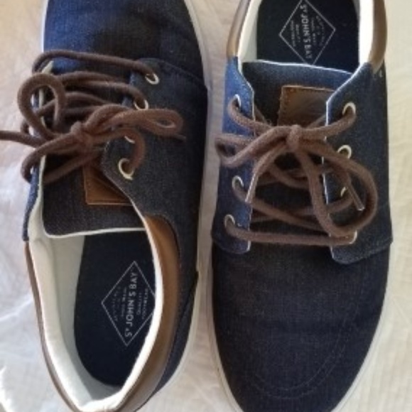 St. Johns Bay Other - St. John’s Bay “Bryce” Men’s Lace-Up Shoes sz 9M